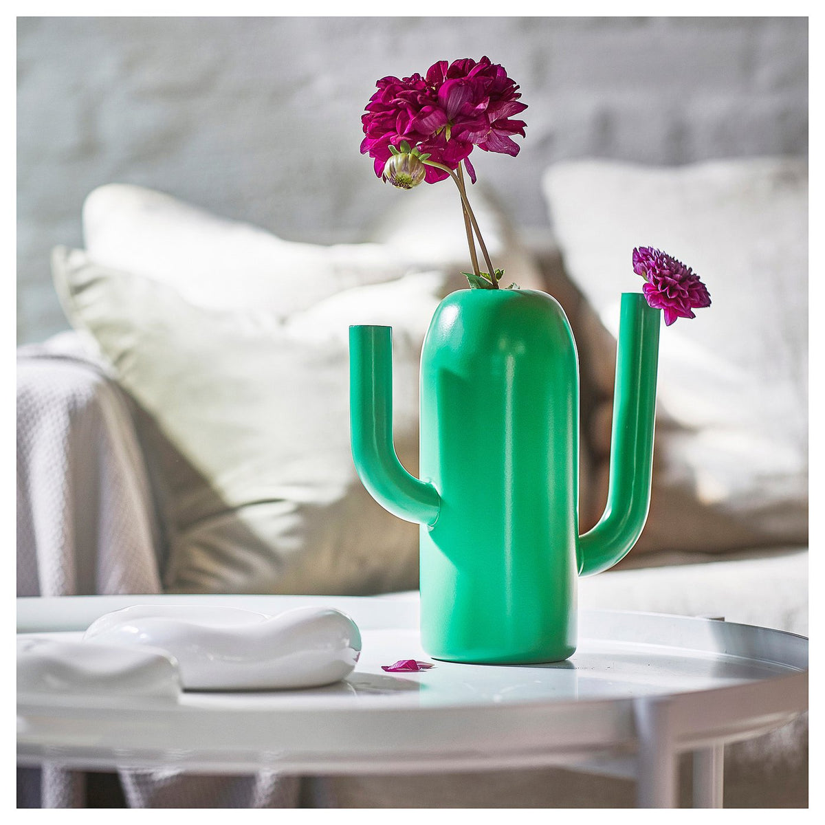 Vase/watering can
