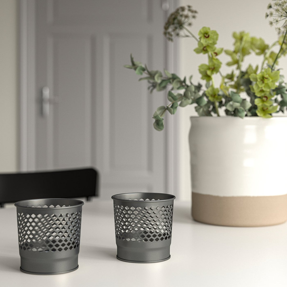 Candle holder