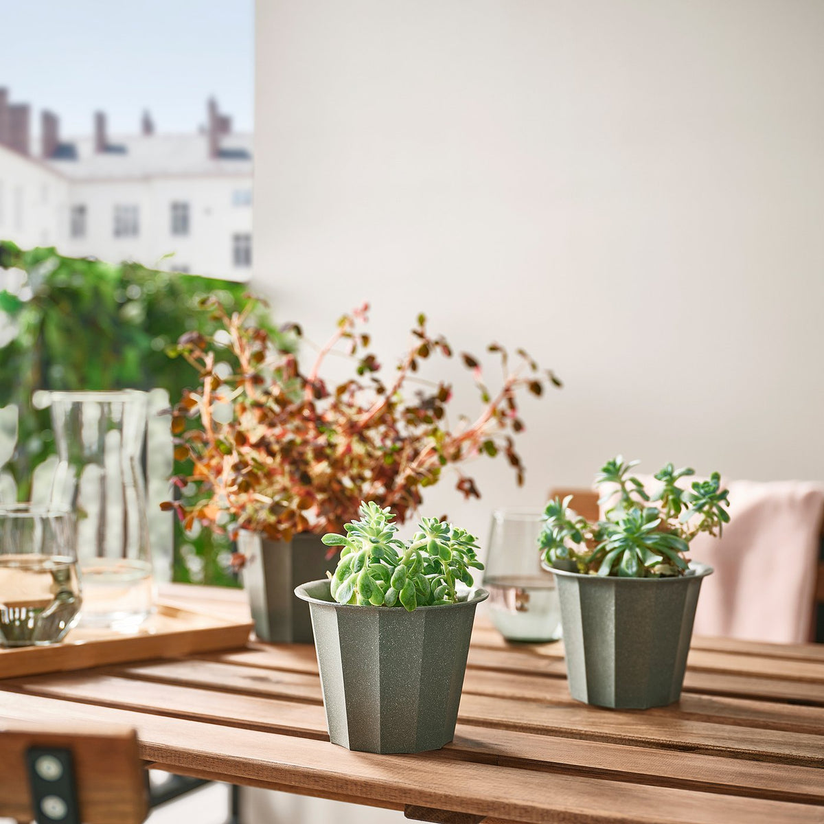 Plant pot