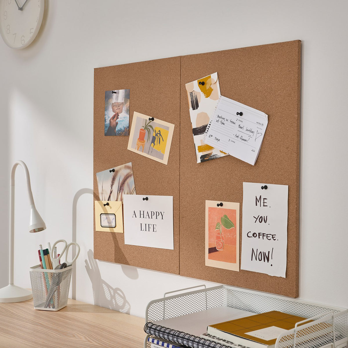 Memo board with pins