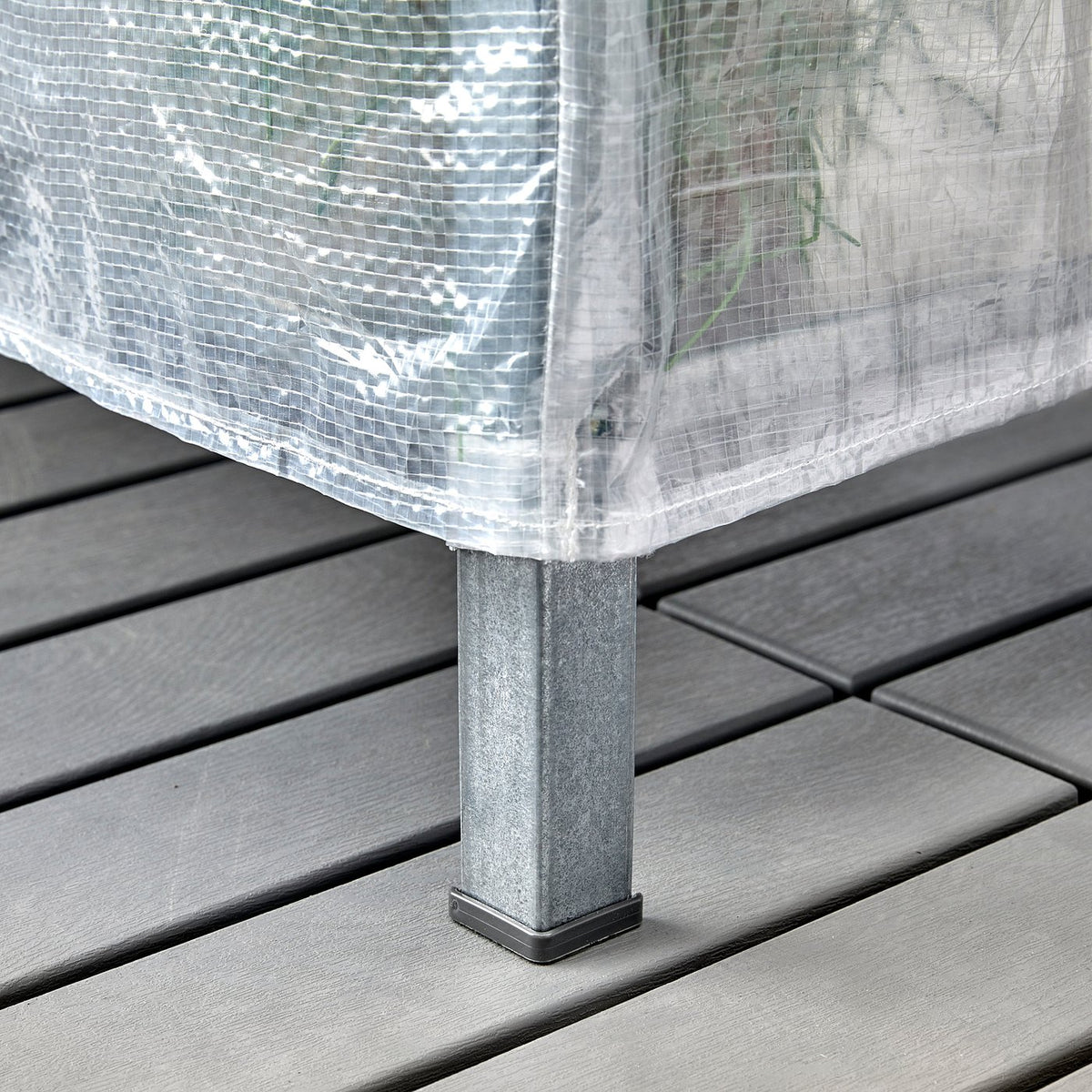 Shelving unit with cover