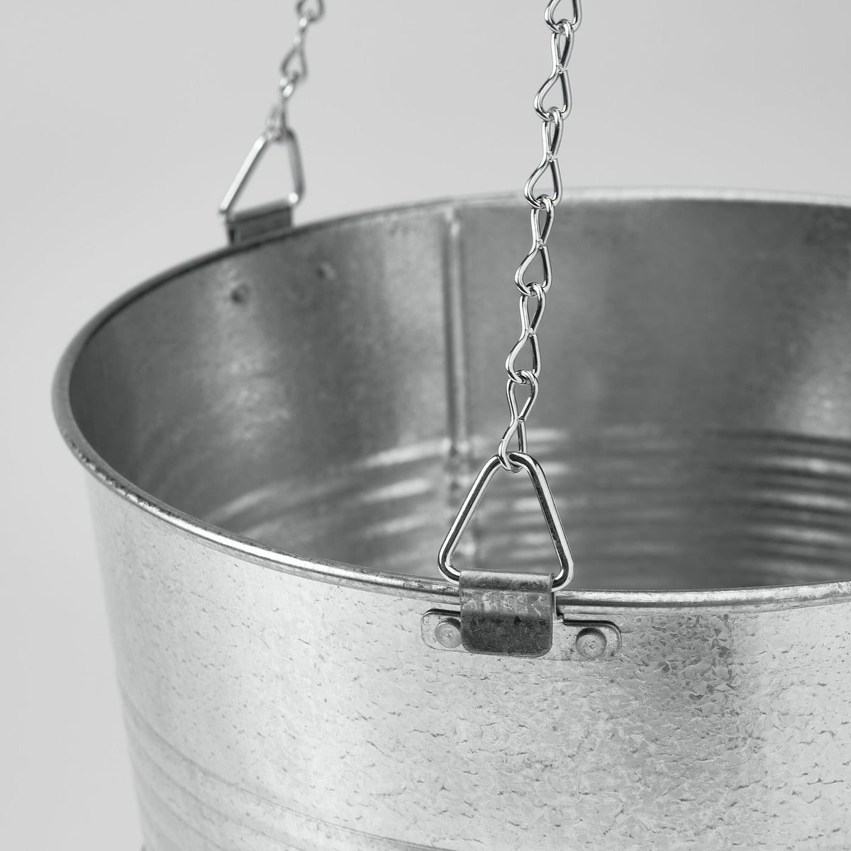 Hanging planter