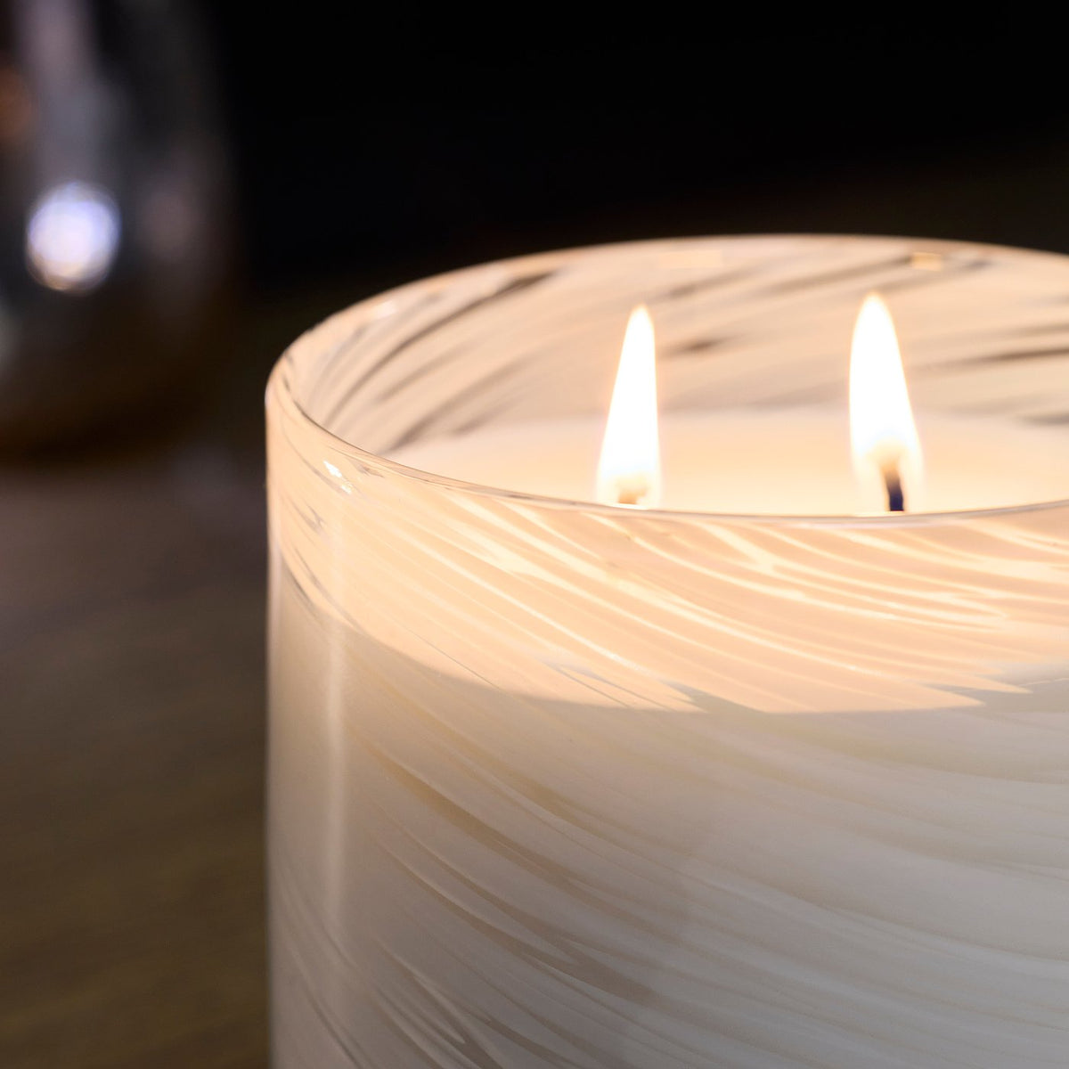 Scented candle in glass, 2 wicks