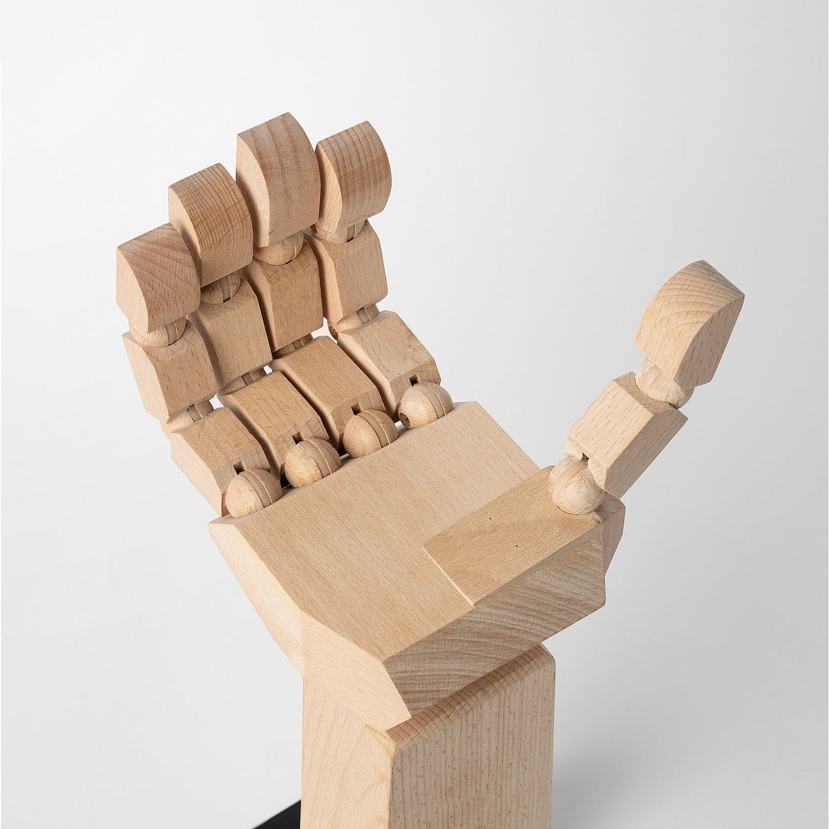 Accessories stand