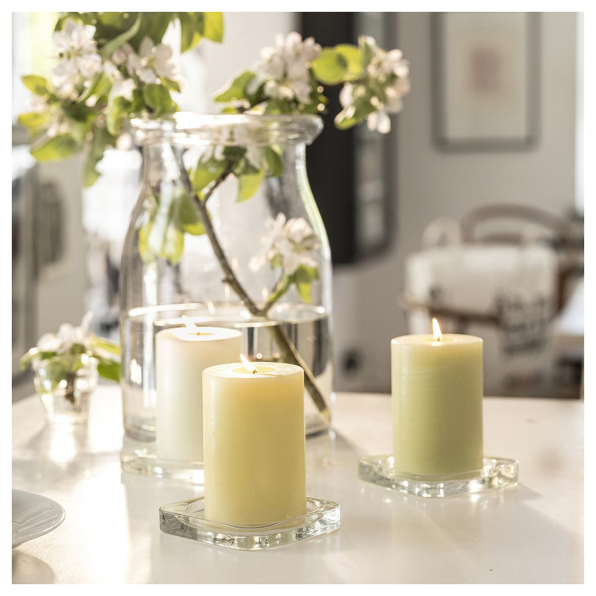 Scented pillar candle