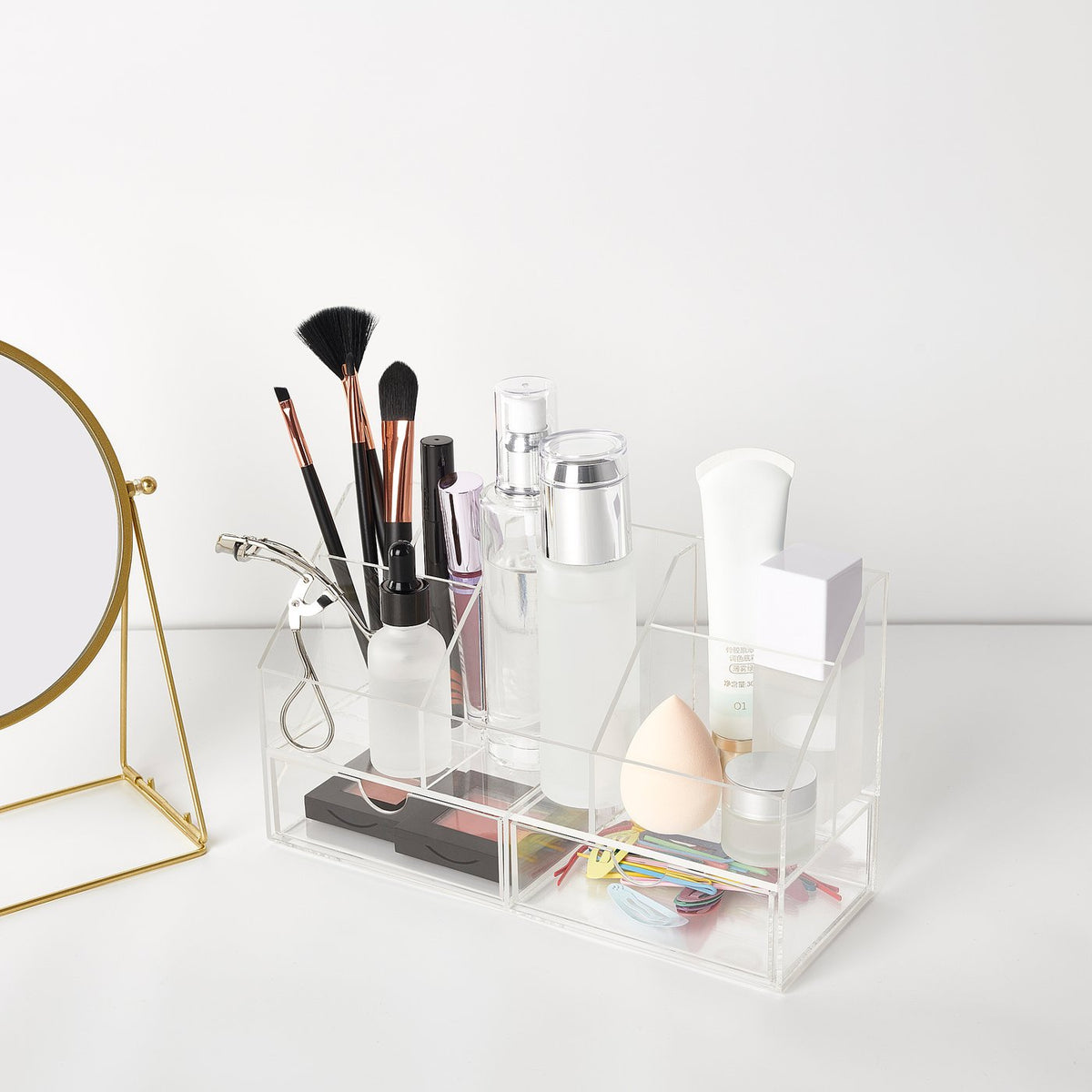 Make-up storage w comp/2 drawers