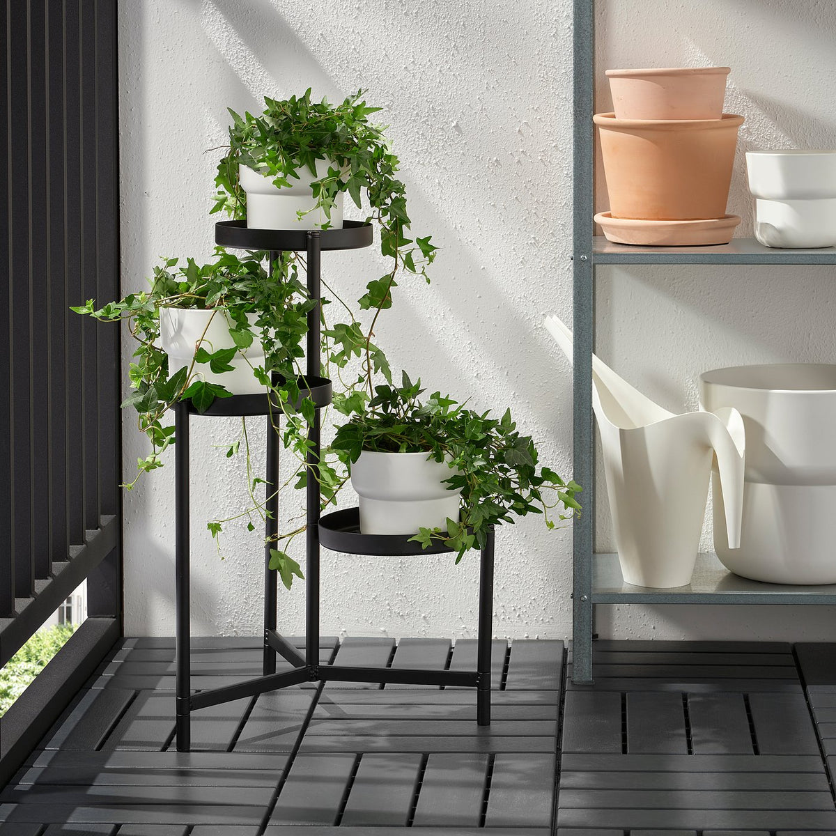 Plant stand