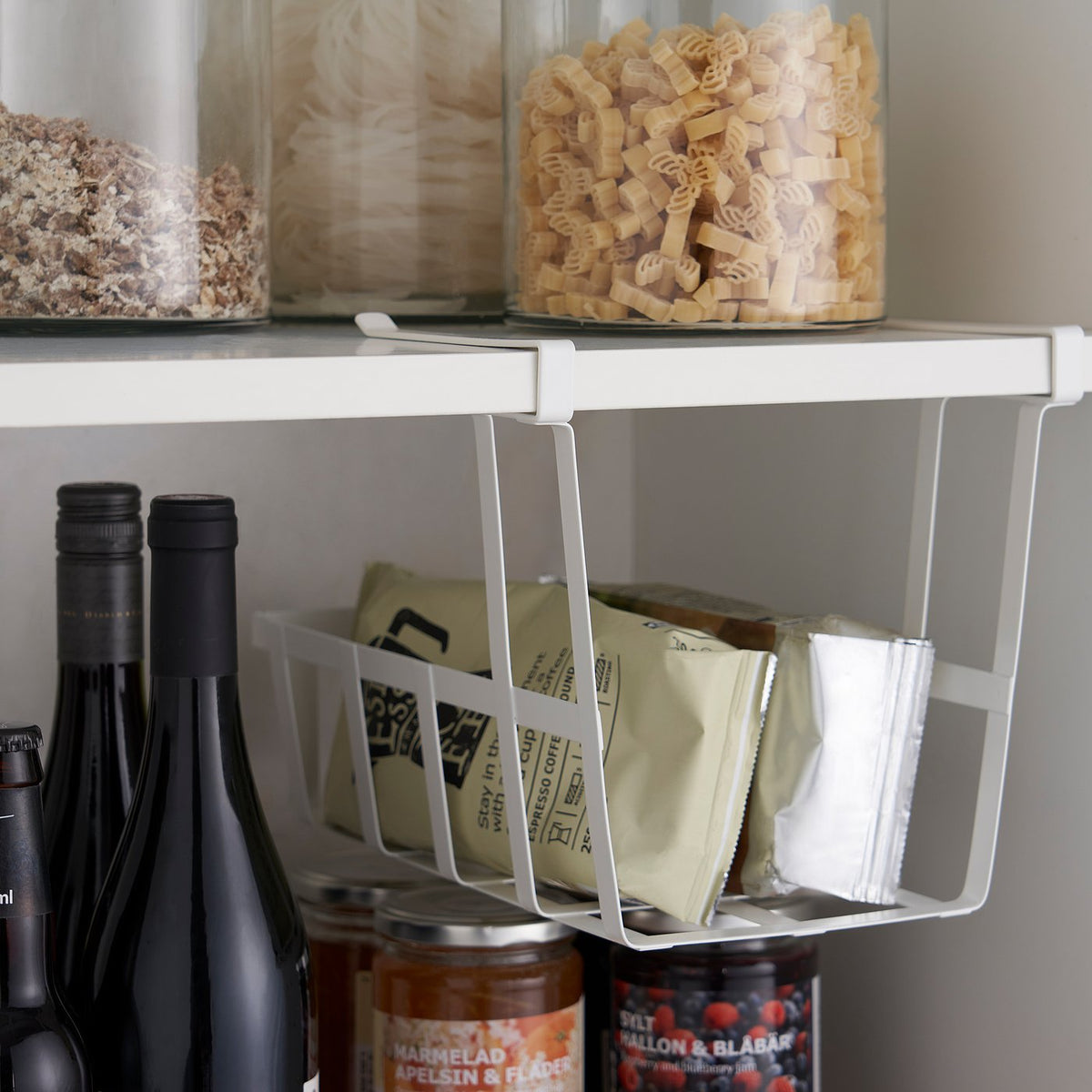 Clip-on basket