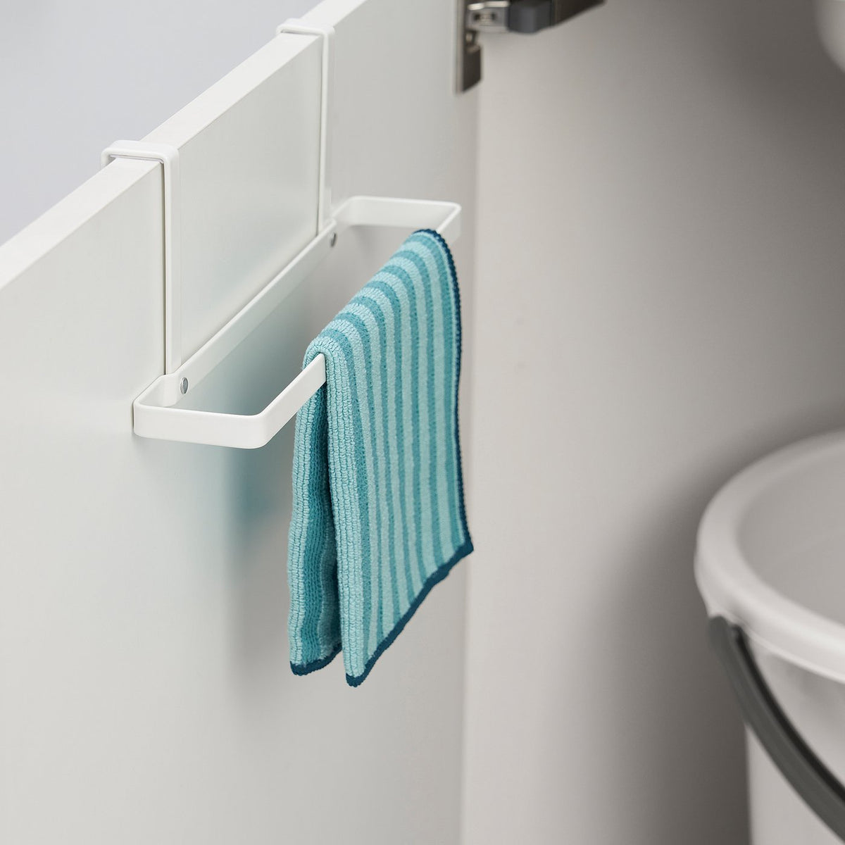 Clip-on towel rack