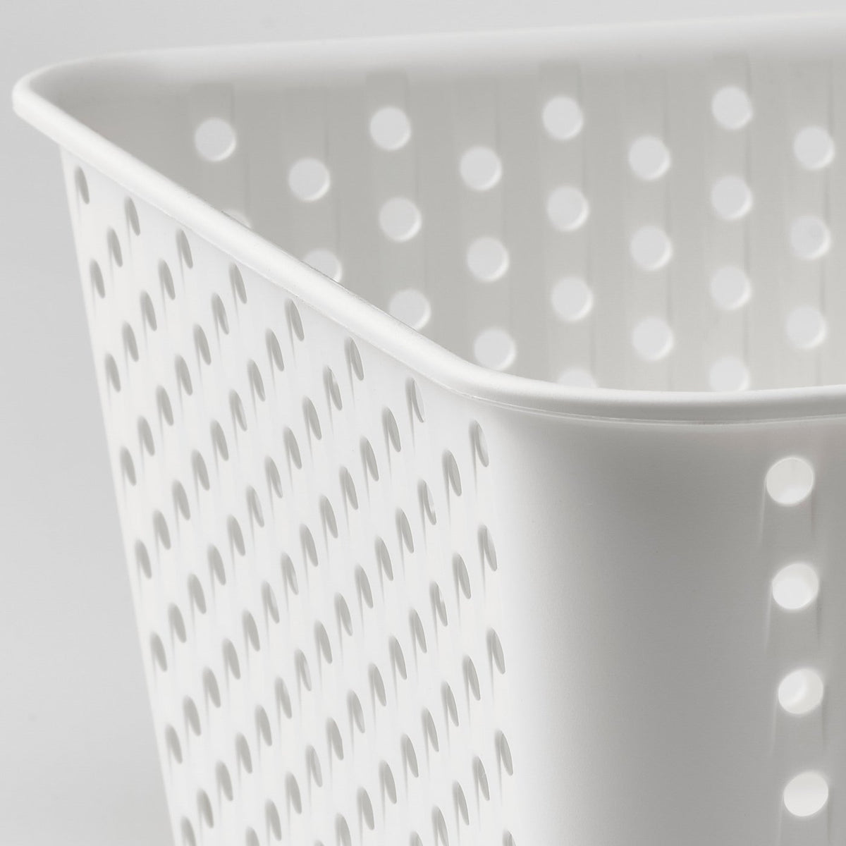 Storage basket