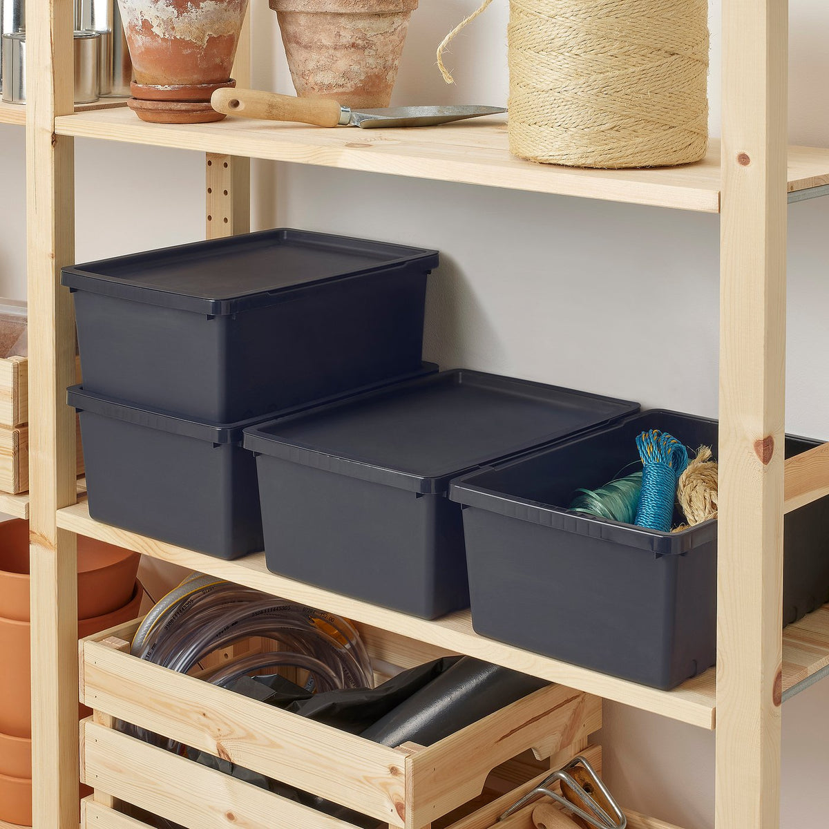 Storage box