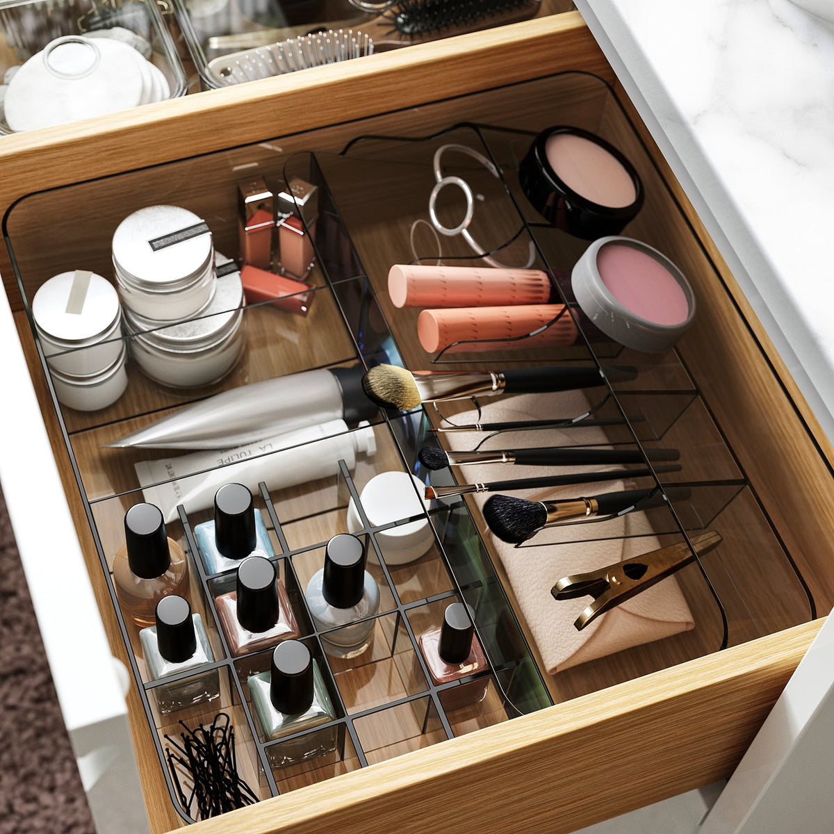 Box with compartments